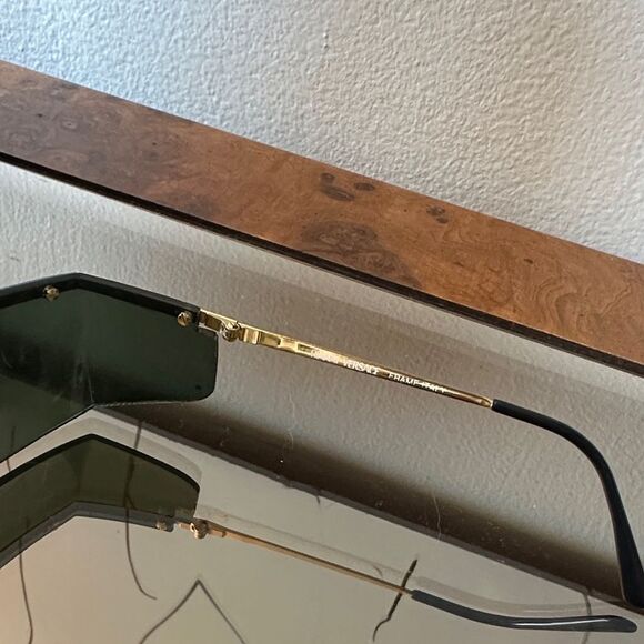 Versace Sunglasses with Gold Frame and Dark Lenses - Picture 2 of 4